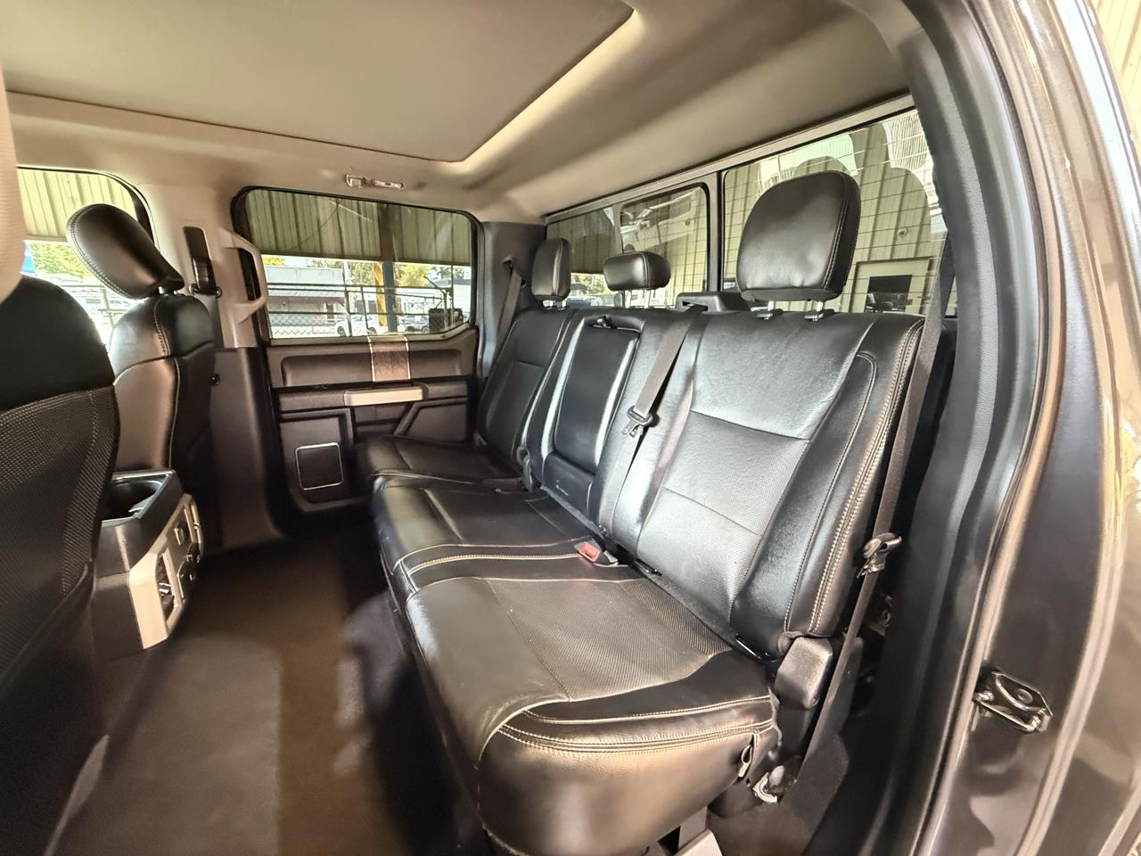 Ford F-250 photo 21