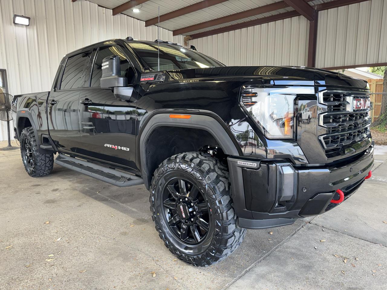 GMC Sierra 2500HD AT4 Crew Cab 4WD 2024