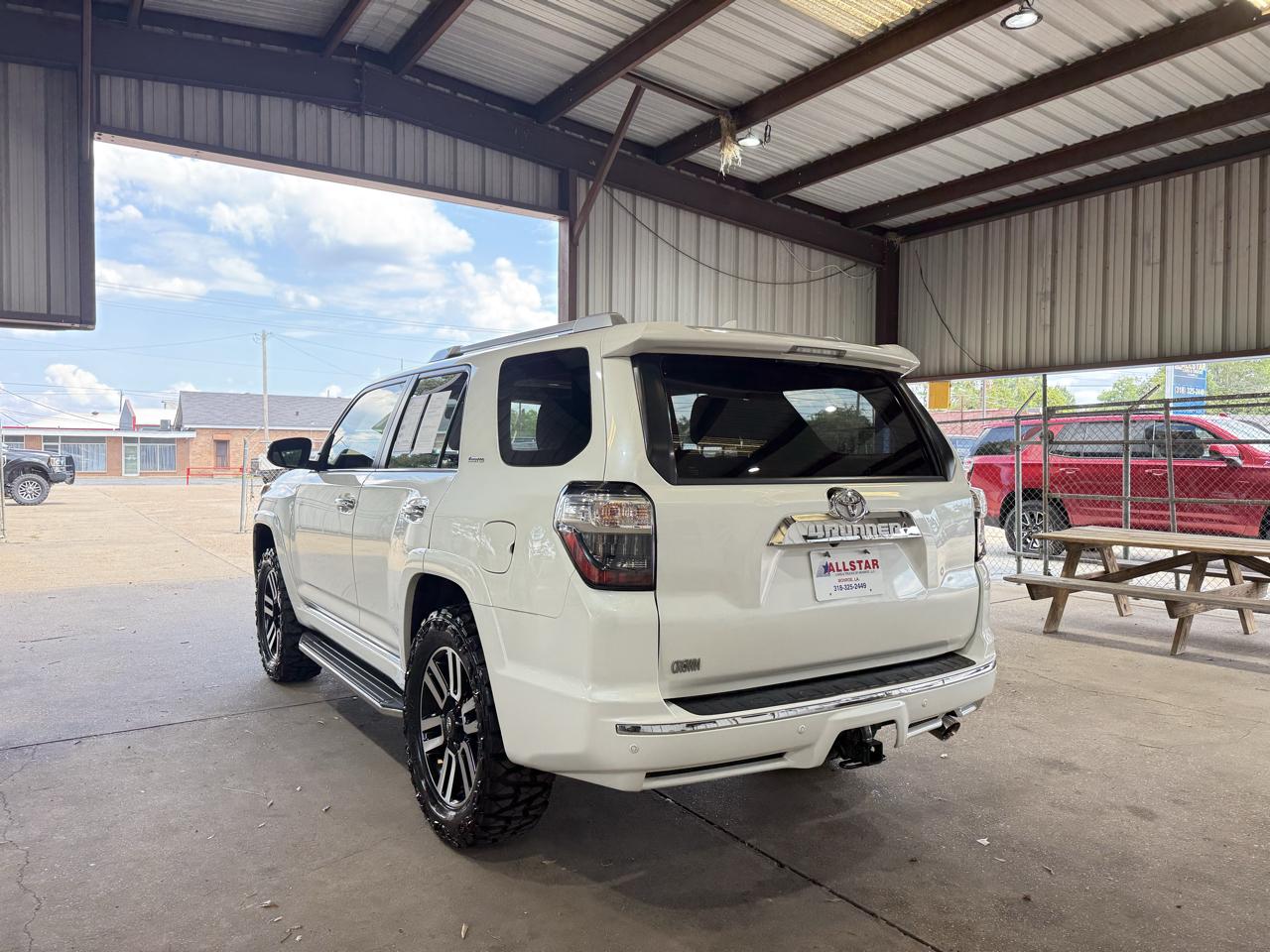 Toyota 4Runner Limited 2WD V6 2019