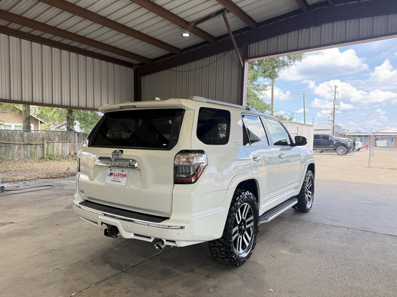 Toyota 4Runner Limited 2WD V6 2019