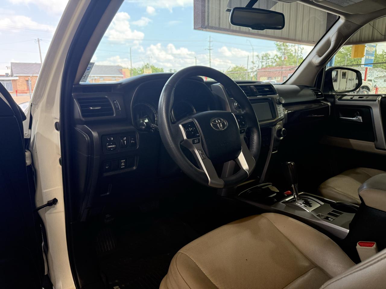 Toyota 4Runner Limited 2WD V6 2019