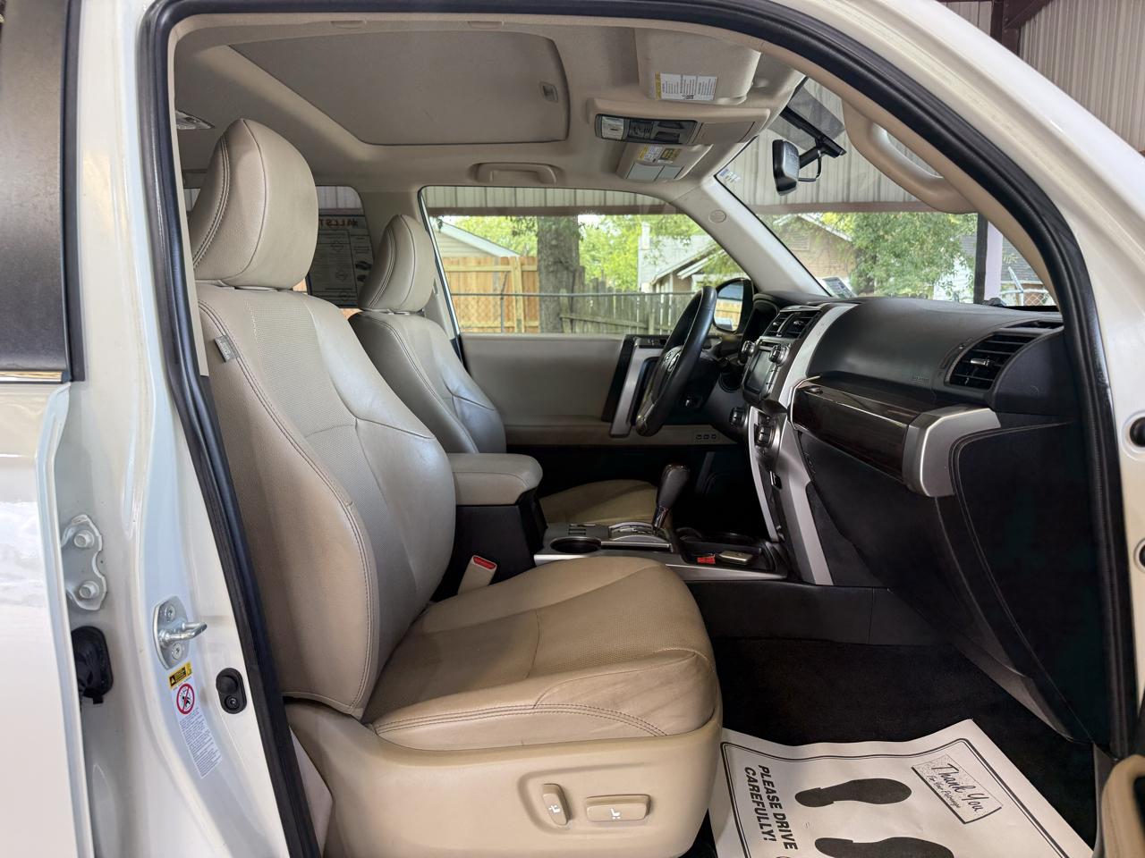 Toyota 4Runner Limited 2WD V6 2019