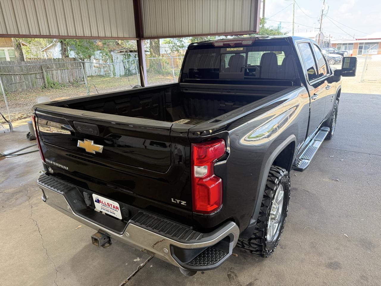 Chevrolet Silverado HD photo 10