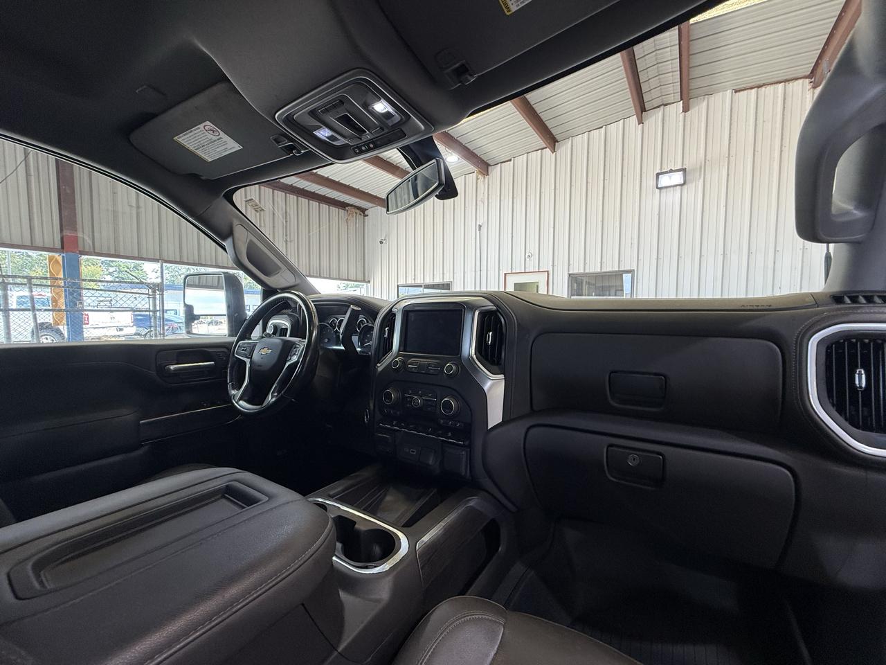 Chevrolet Silverado HD photo 26