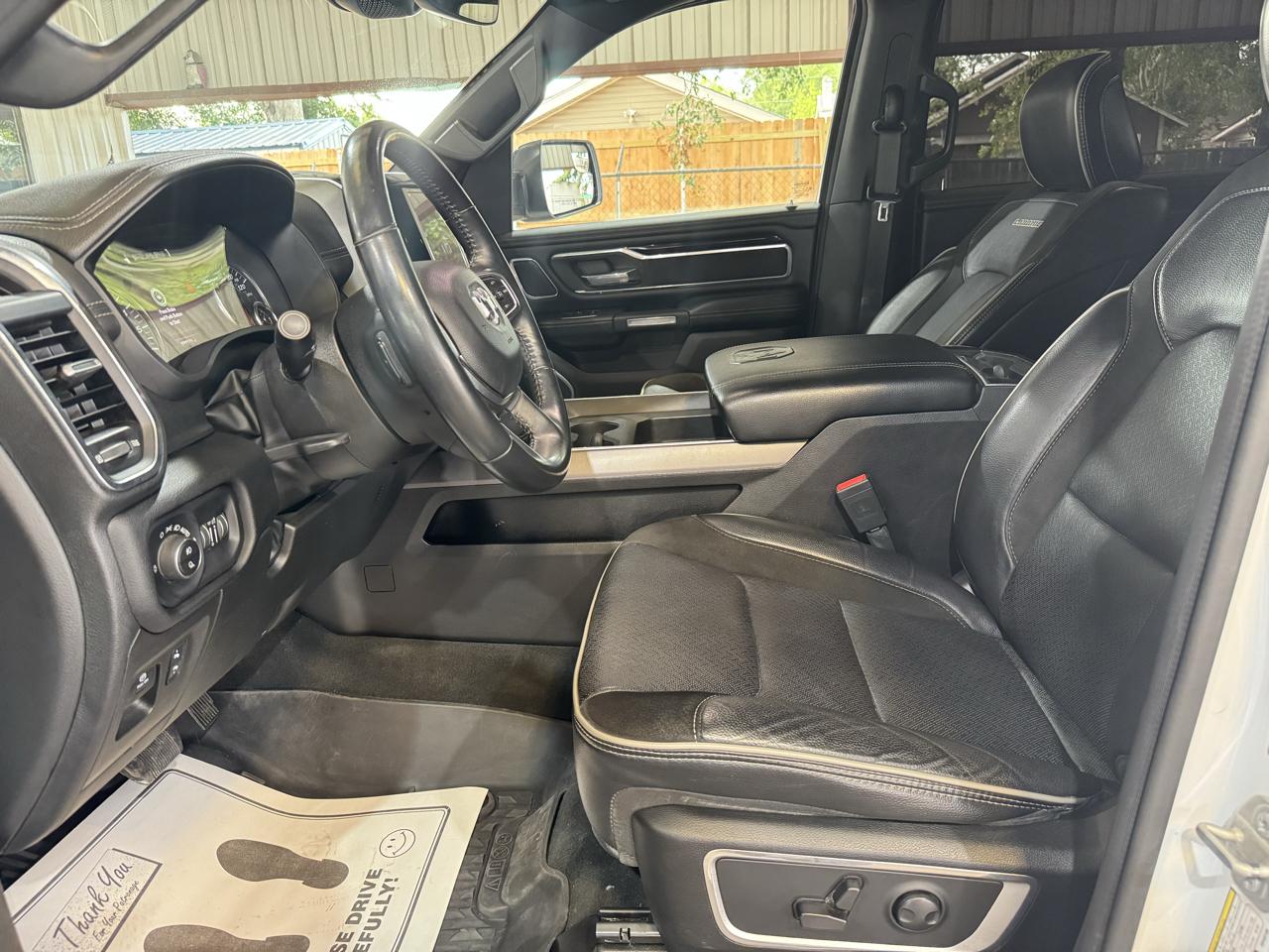 RAM 1500 Laramie Crew Cab SWB 4WD 2022