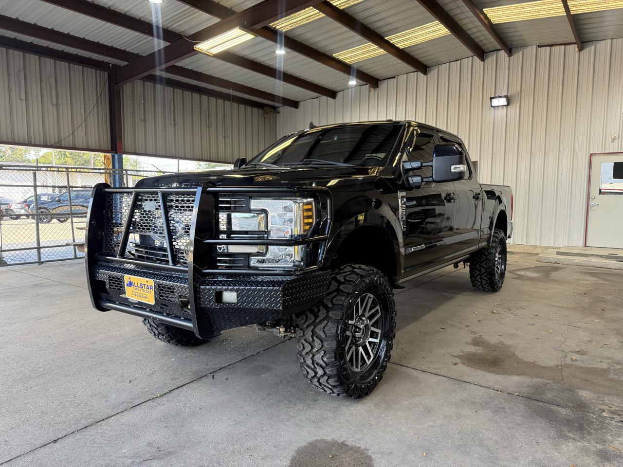 Ford F-250 SD Lariat Crew Cab 4WD 2019