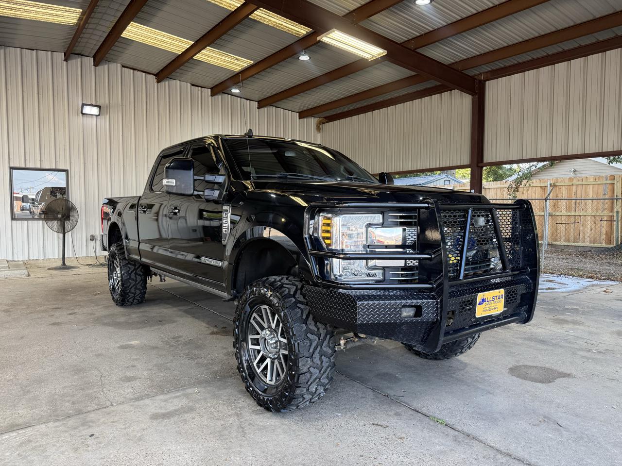 Ford F-250 SD Lariat Crew Cab 4WD 2019