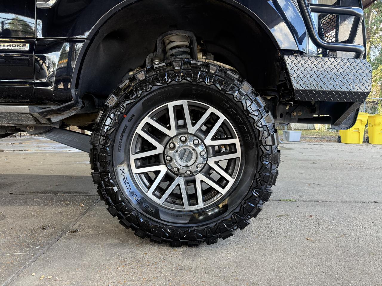Ford F-250 SD Lariat Crew Cab 4WD 2019