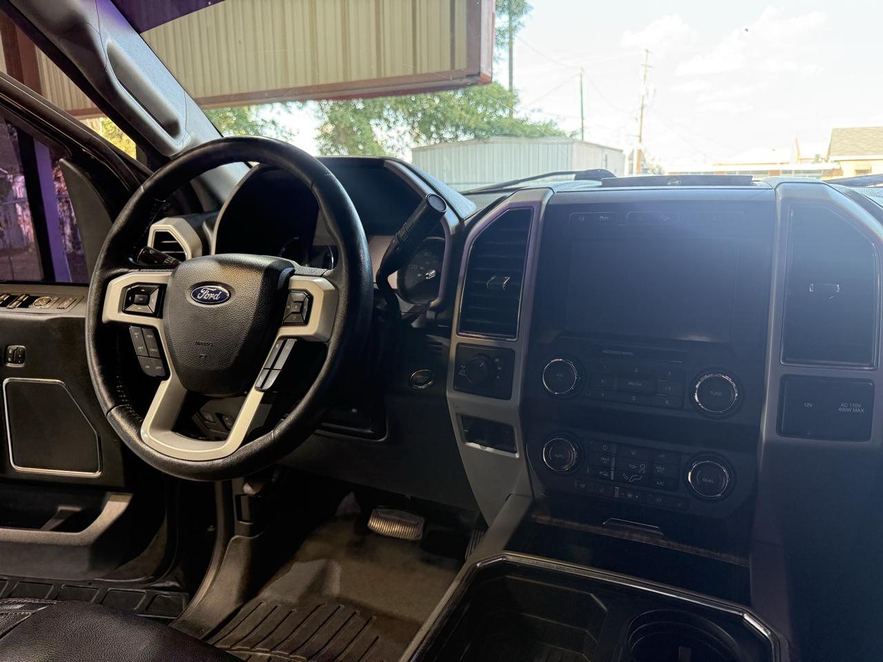 Ford F-250 SD Lariat Crew Cab 4WD 2019