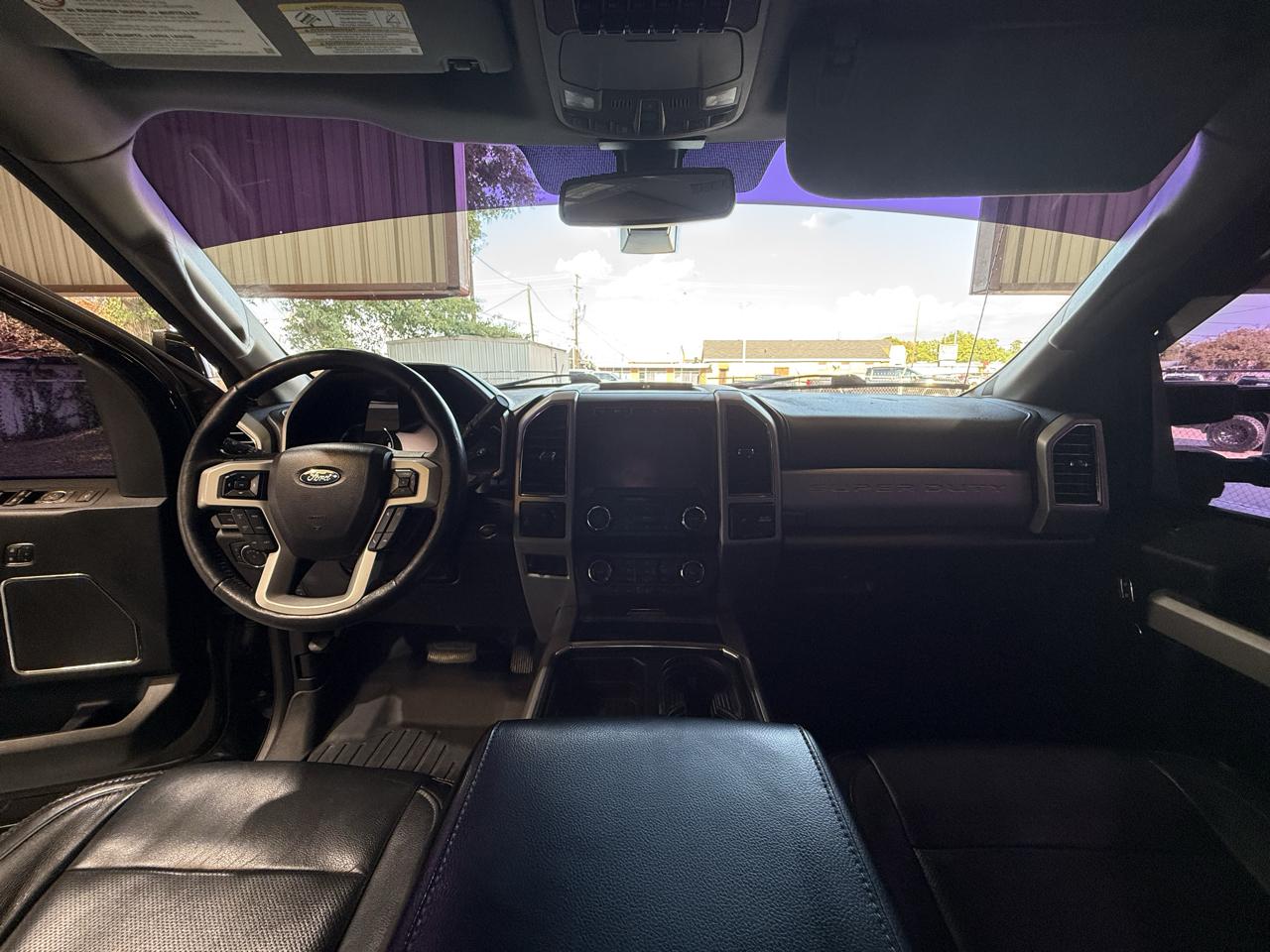 Ford F-250 SD Lariat Crew Cab 4WD 2019