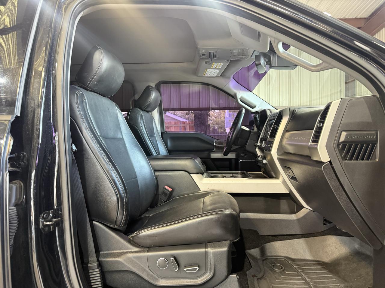 Ford F-250 SD Lariat Crew Cab 4WD 2019