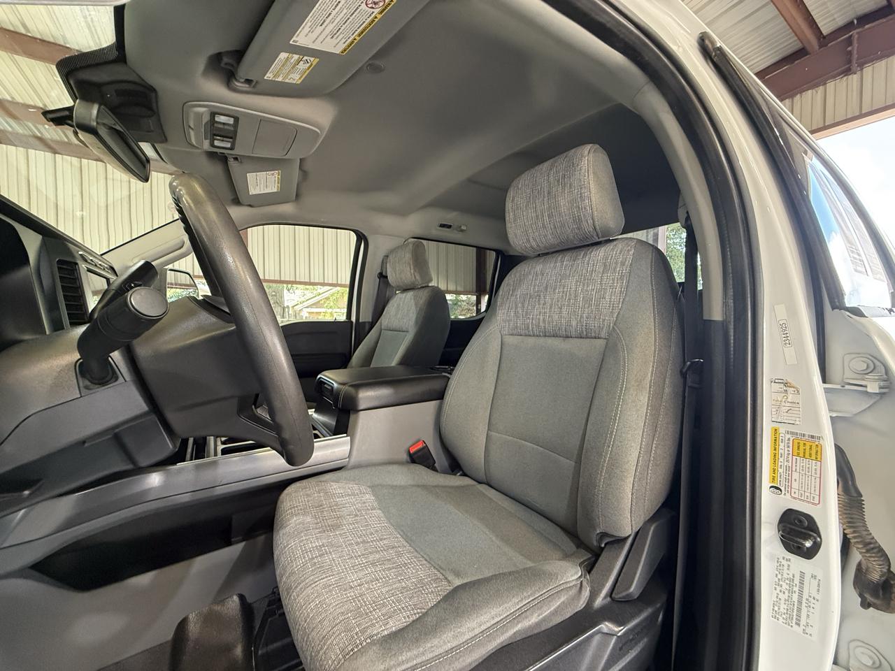 Ford F-350 SD XLT Crew Cab Long Bed DRW 4WD 2023
