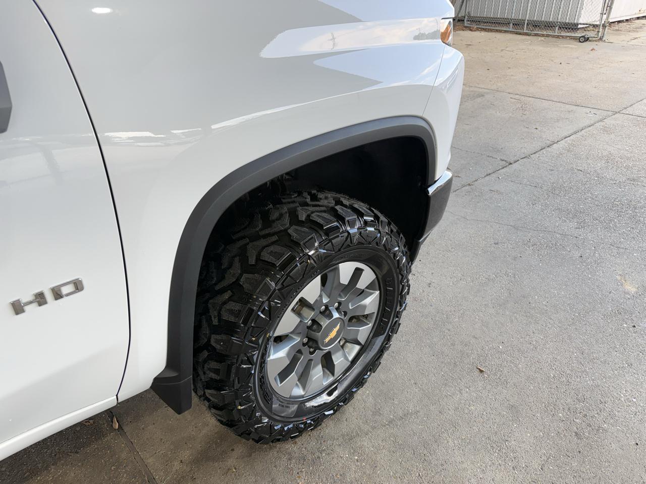 Chevrolet Silverado 2500HD Custom Crew Cab Short Box 4WD 2023