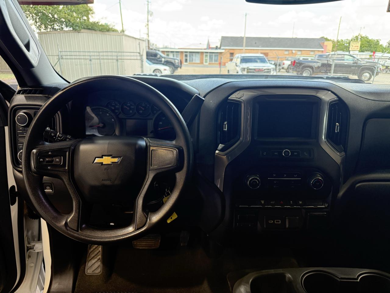Chevrolet Silverado 2500HD Custom Crew Cab Short Box 4WD 2023