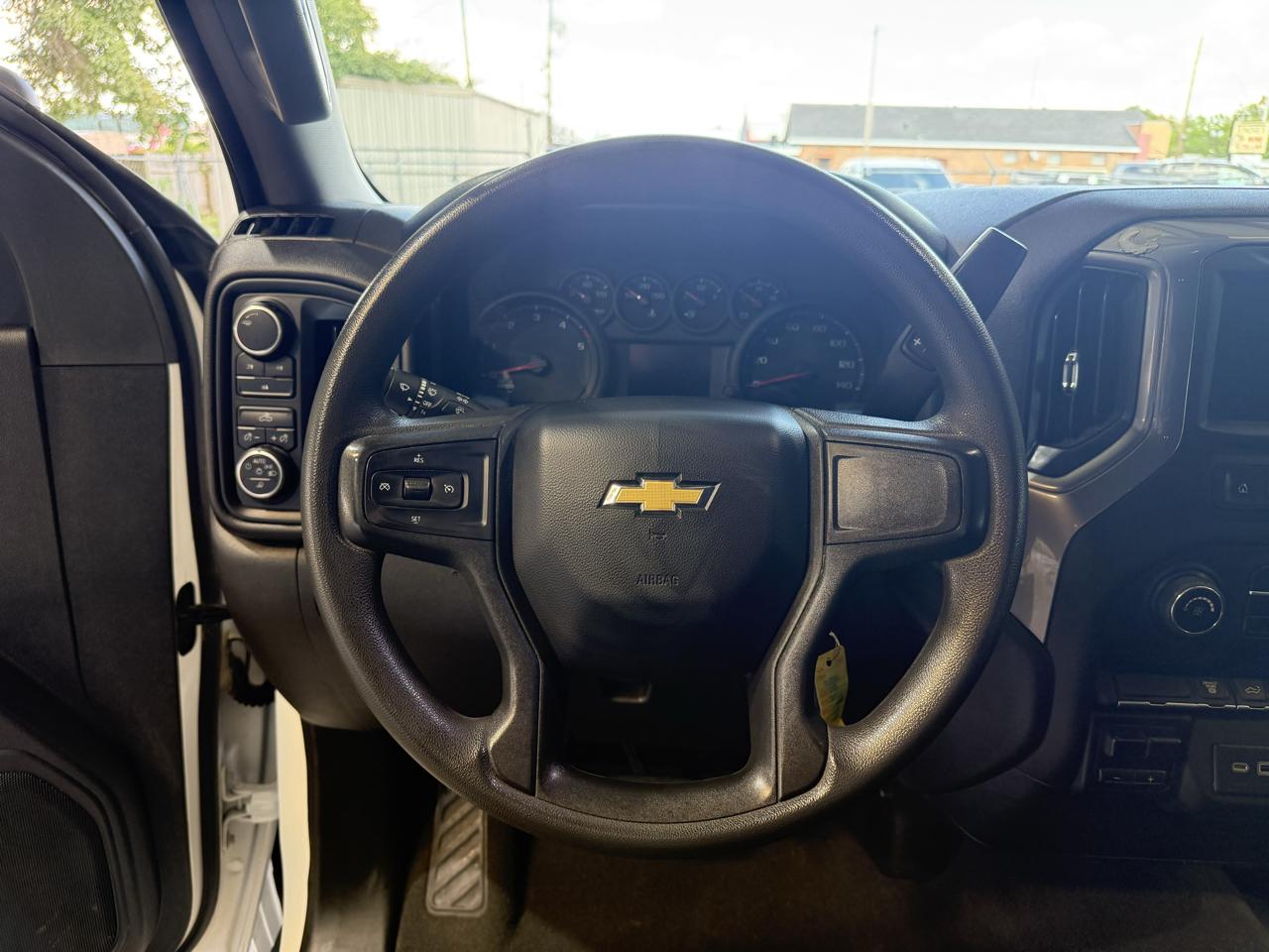 Chevrolet Silverado 2500HD Custom Crew Cab Short Box 4WD 2023