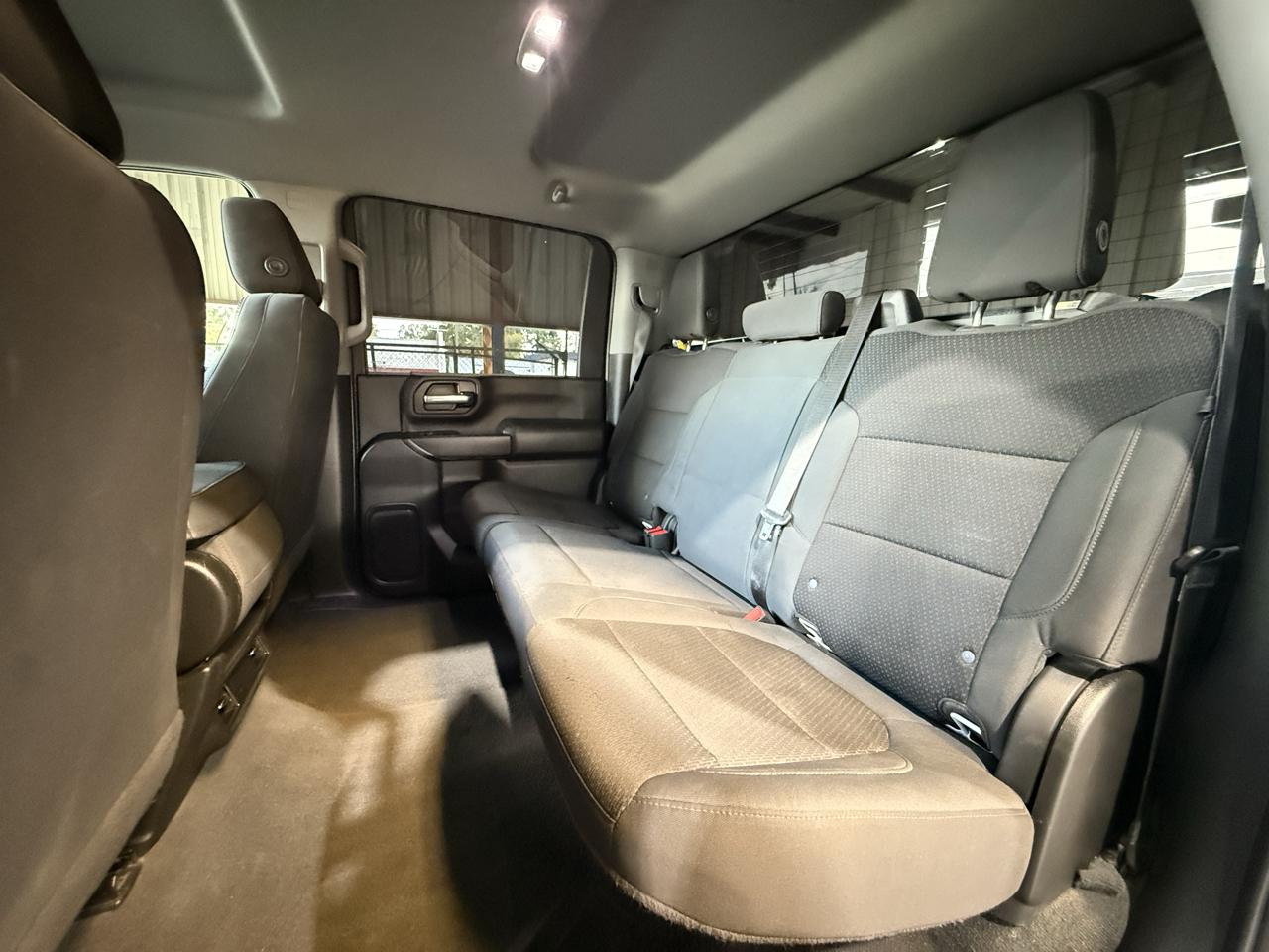Chevrolet Silverado 2500HD Custom Crew Cab Short Box 4WD 2023