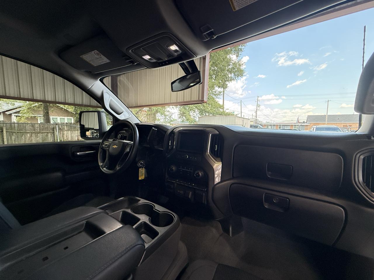 Chevrolet Silverado 2500HD Custom Crew Cab Short Box 4WD 2023
