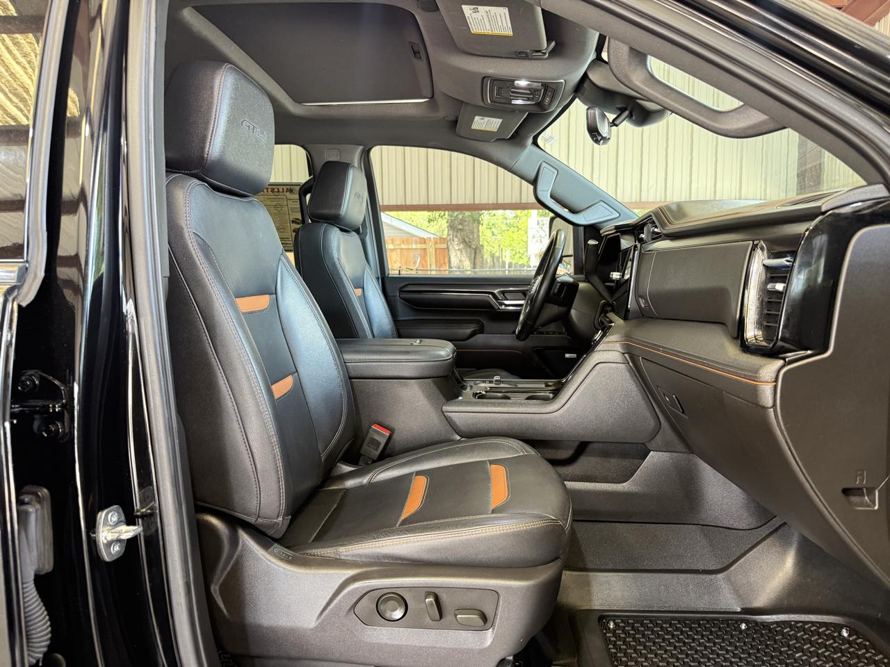 GMC Sierra 2500HD AT4 Crew Cab 4WD 2024
