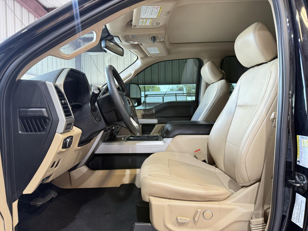 Ford F-250 SD Lariat Crew Cab 4WD 2019