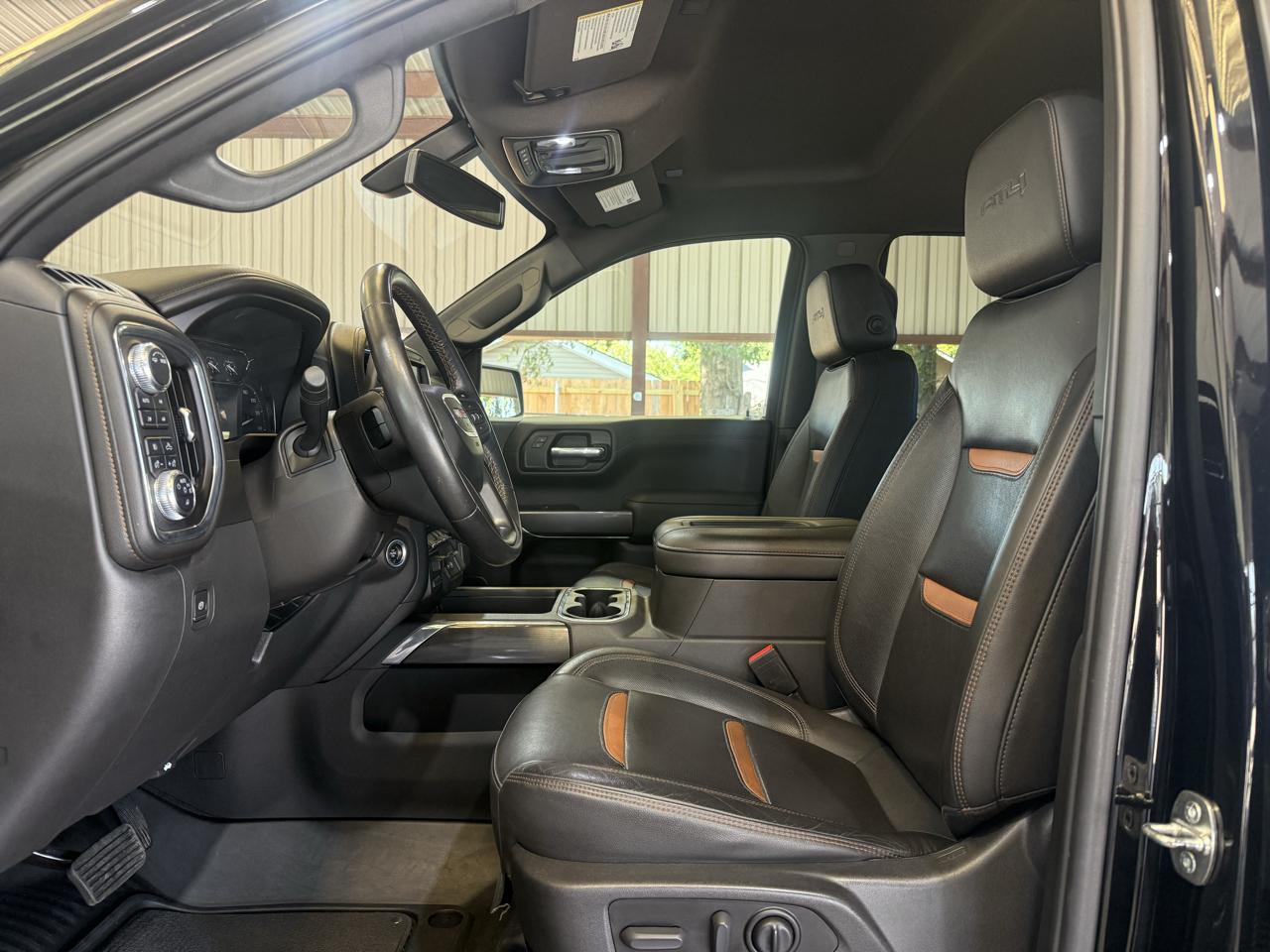 GMC Sierra photo 12