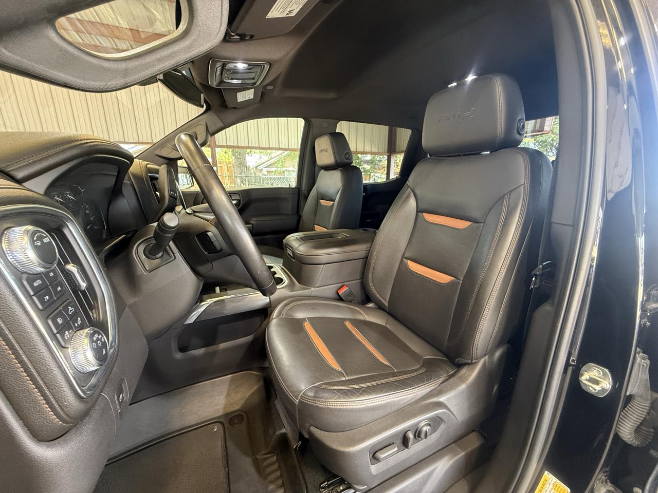 GMC Sierra photo 14