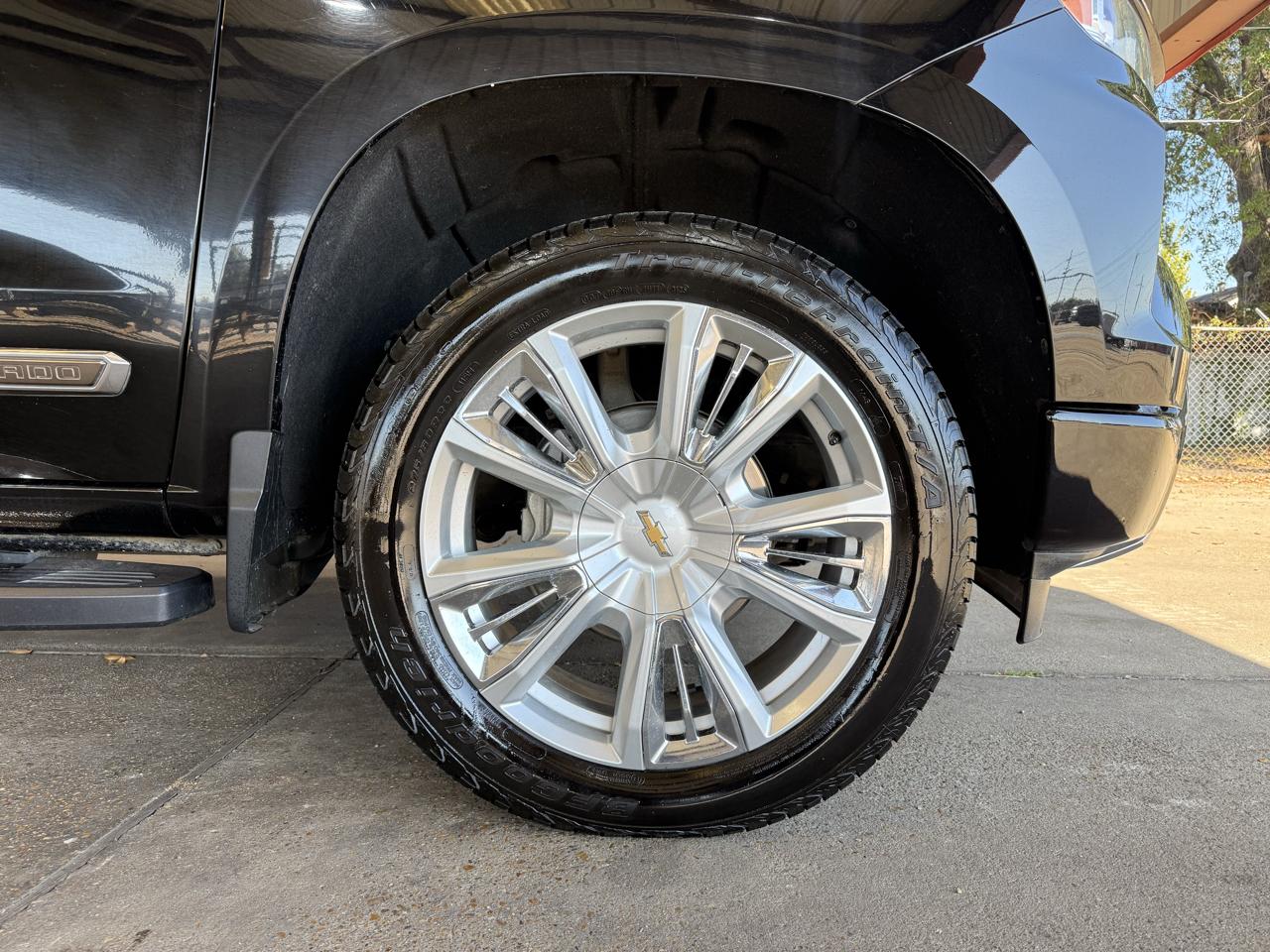 Chevrolet Silverado 1500 High Country Crew Cab 4WD 2022