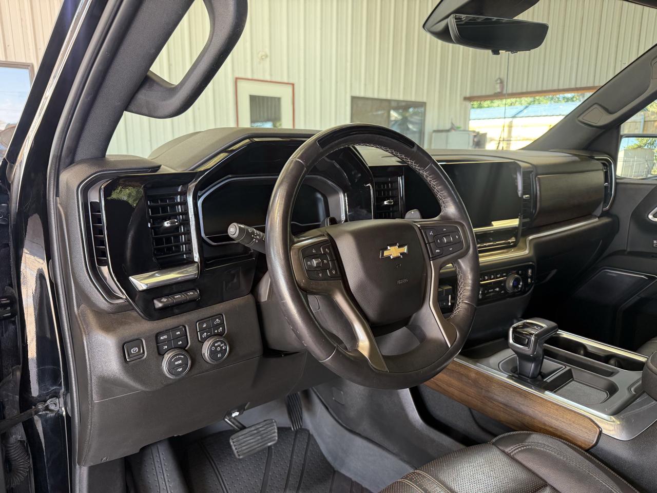 Chevrolet Silverado 1500 High Country Crew Cab 4WD 2022