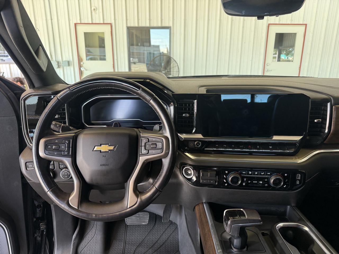 Chevrolet Silverado 1500 High Country Crew Cab 4WD 2022