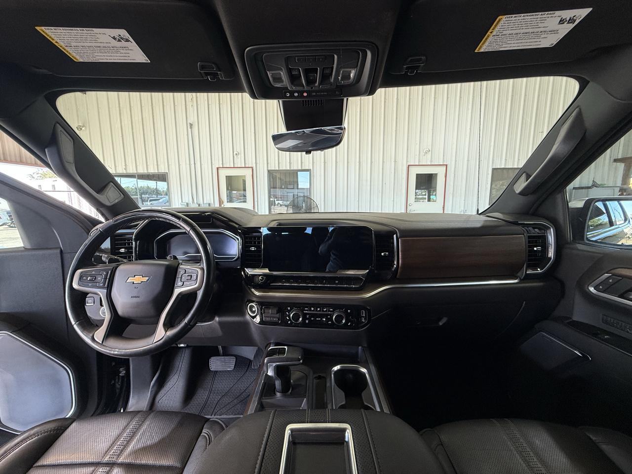 Chevrolet Silverado 1500 High Country Crew Cab 4WD 2022