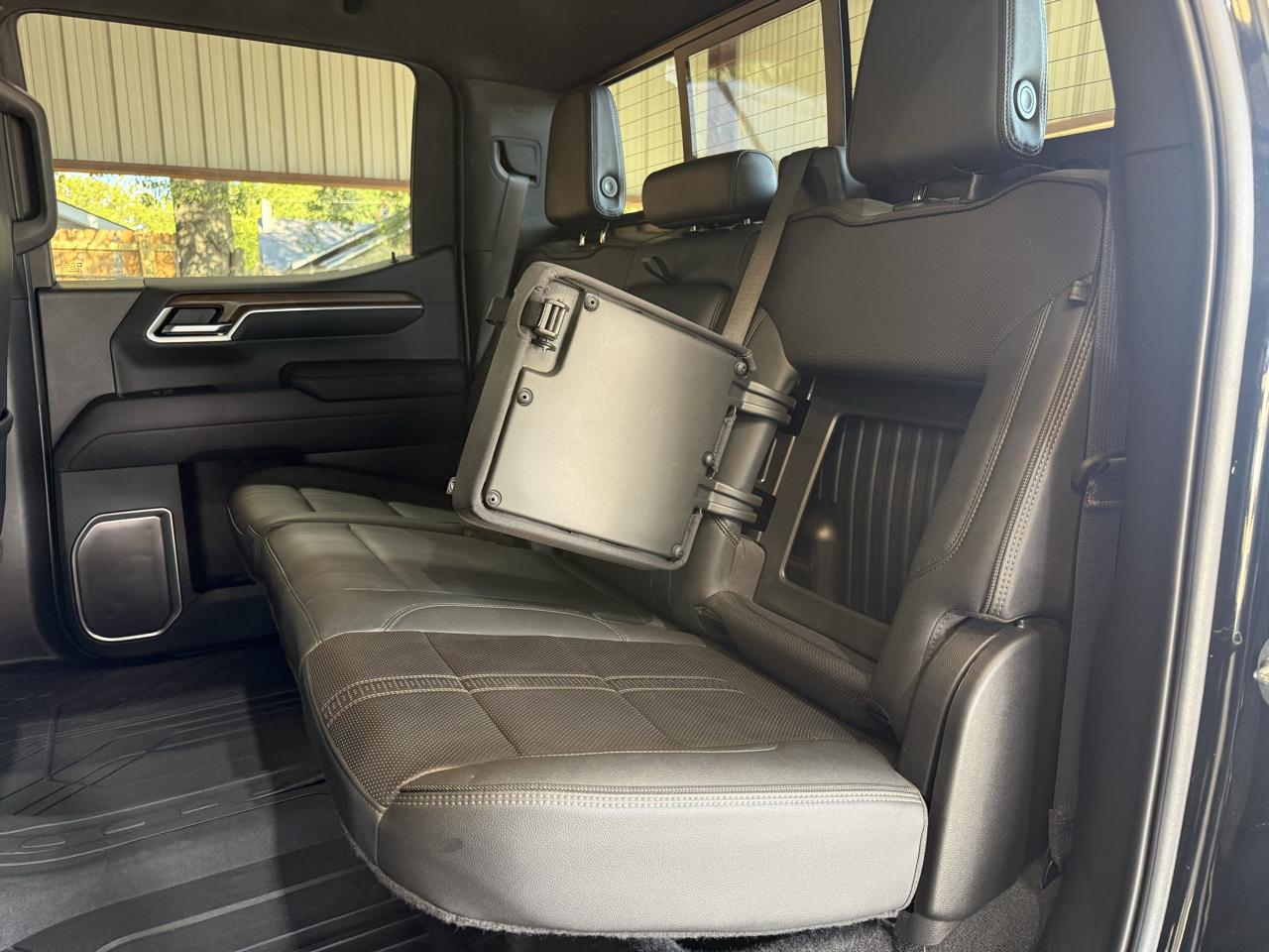 Chevrolet Silverado 1500 High Country Crew Cab 4WD 2022