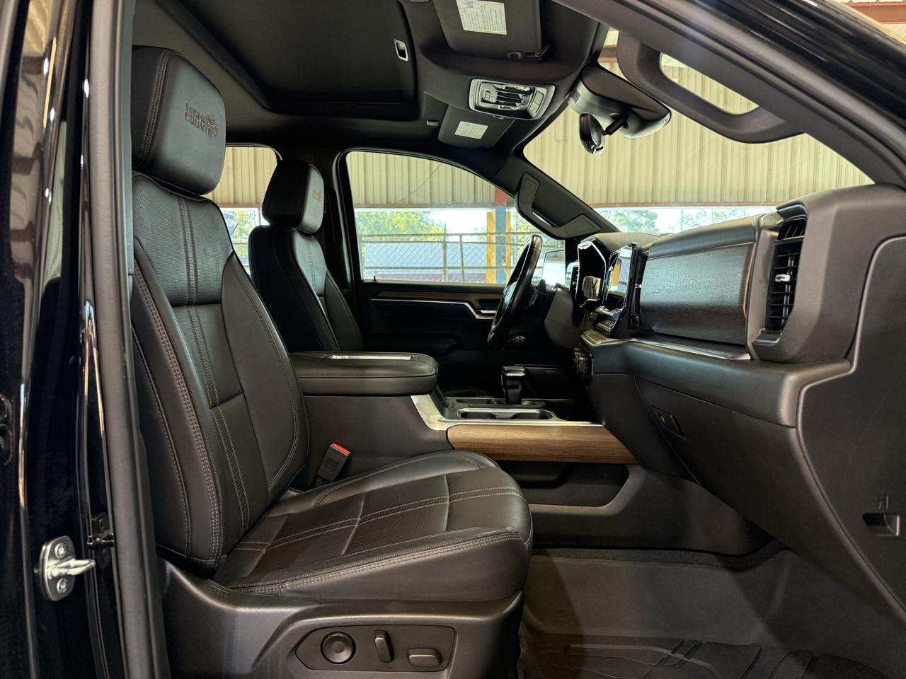 Chevrolet Silverado 1500 High Country Crew Cab 4WD 2022
