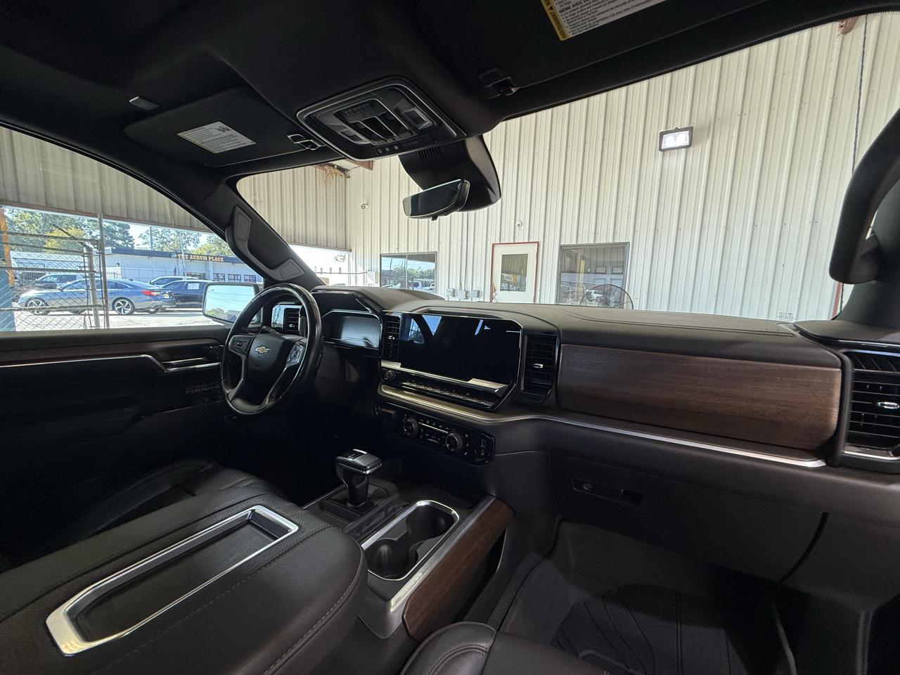 Chevrolet Silverado 1500 High Country Crew Cab 4WD 2022