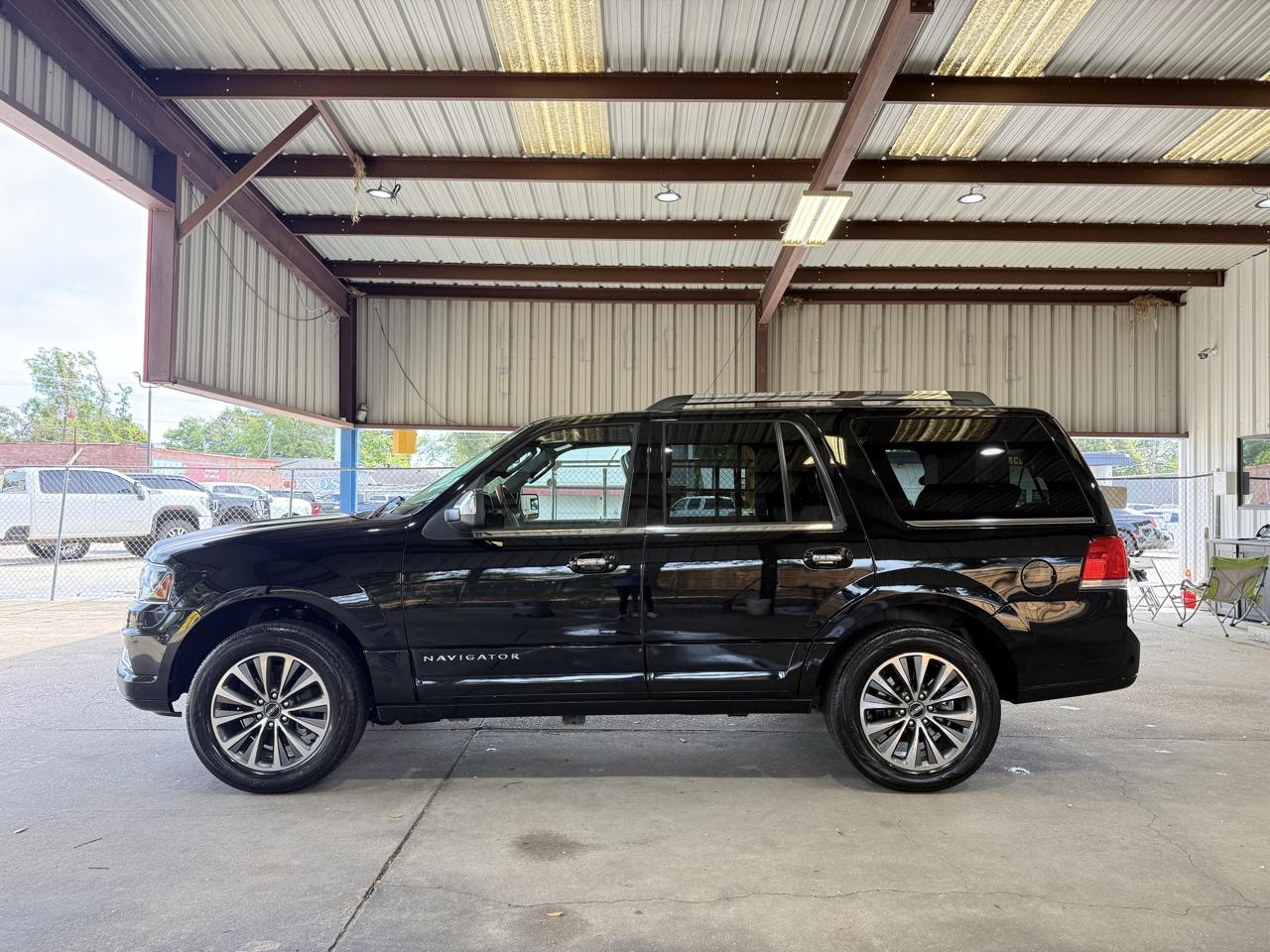 Lincoln Navigator Select 2WD 2016