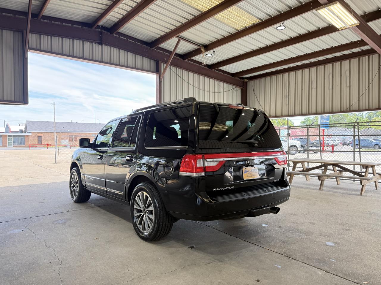 Lincoln Navigator Select 2WD 2016