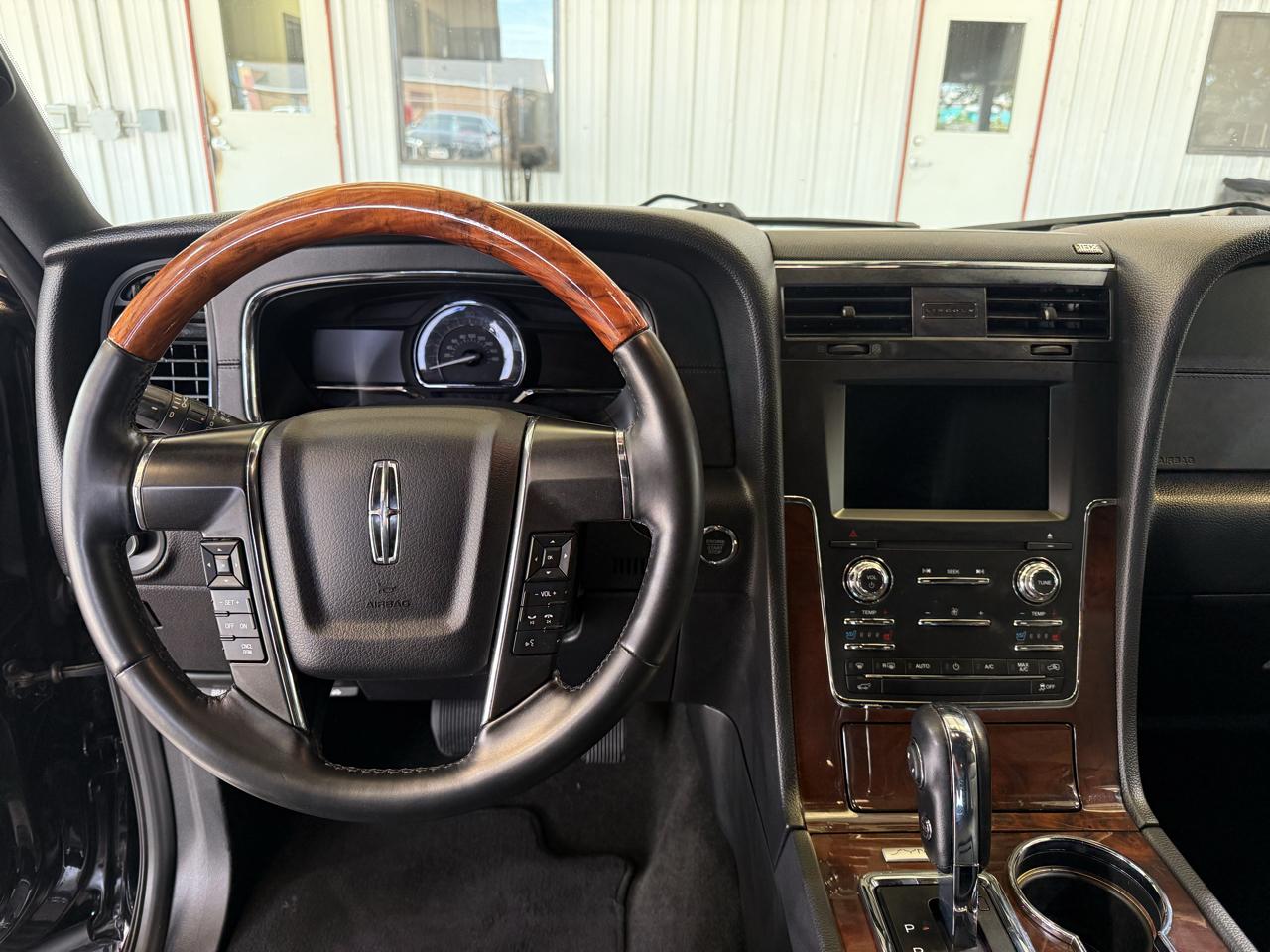 Lincoln Navigator Select 2WD 2016