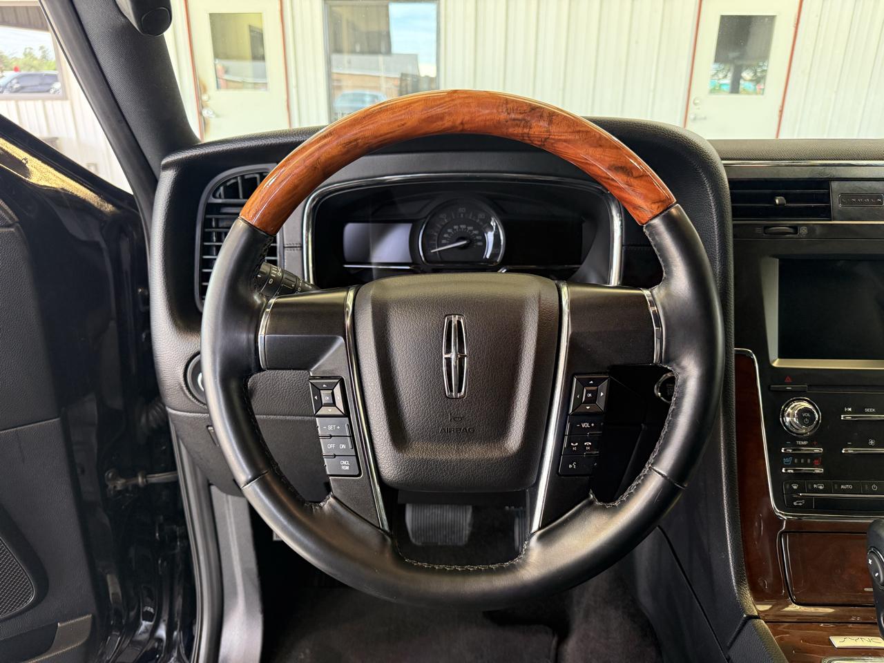 Lincoln Navigator Select 2WD 2016