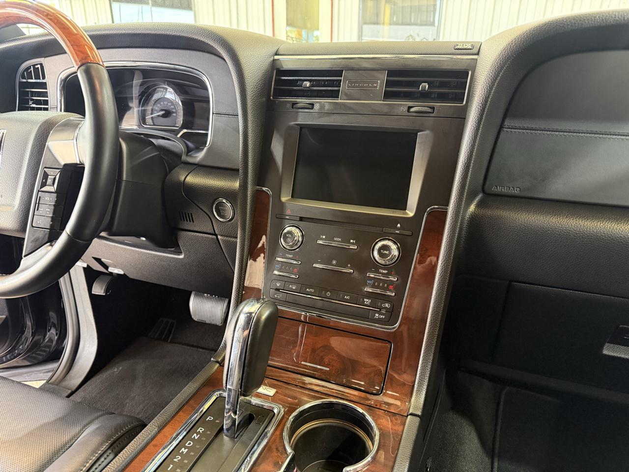 Lincoln Navigator Select 2WD 2016