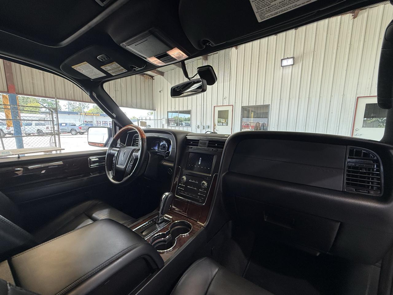 Lincoln Navigator Select 2WD 2016