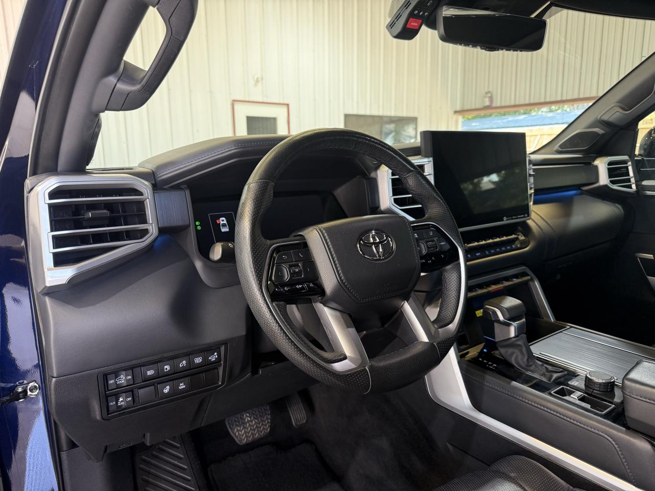 Toyota Tundra Platinum CrewMax 4WD Hybrid 2023