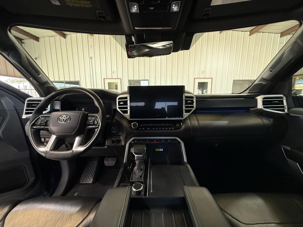 Toyota Tundra Platinum CrewMax 4WD Hybrid 2023