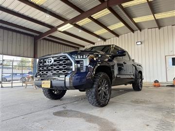 2023 Toyota Tundra Platinum CrewMax 4WD Hybrid