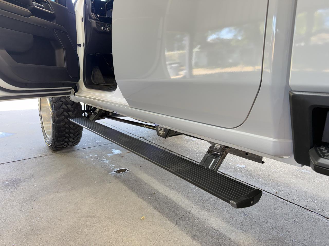 GMC Sierra 2500HD SLE Crew Cab 4WD 2024