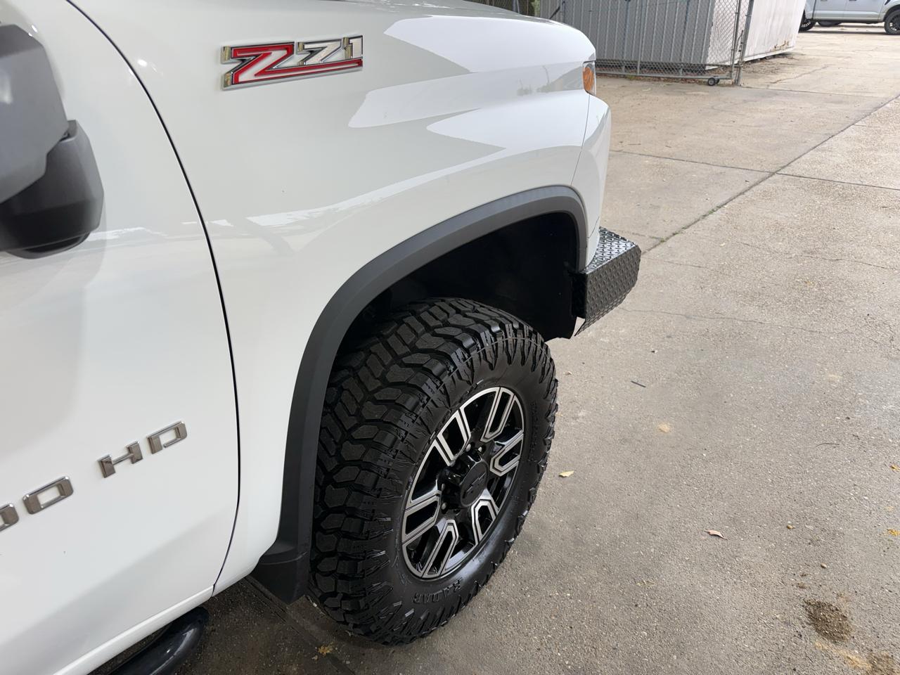Chevrolet Silverado photo 9