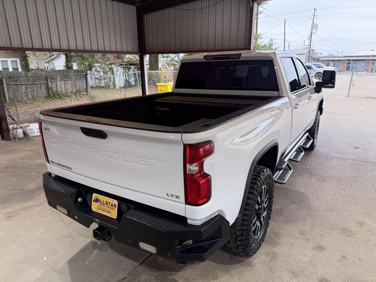 Chevrolet Silverado photo 10