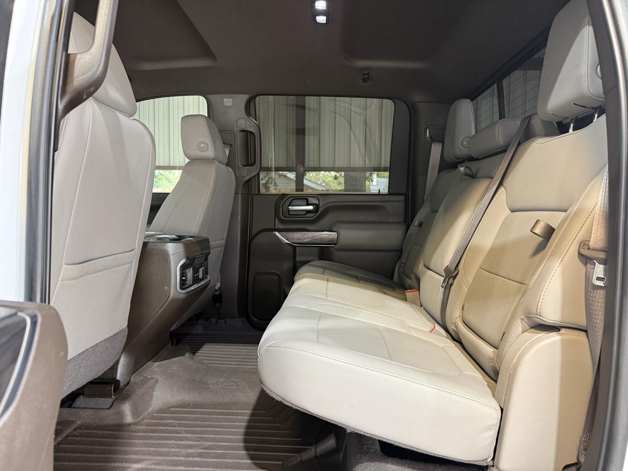 Chevrolet Silverado photo 20