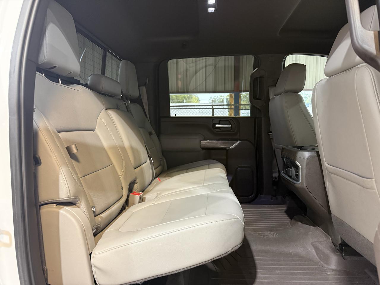 Chevrolet Silverado photo 21