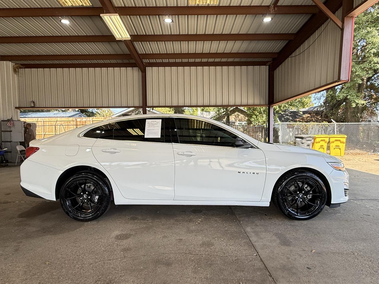 Chevrolet Malibu photo 6