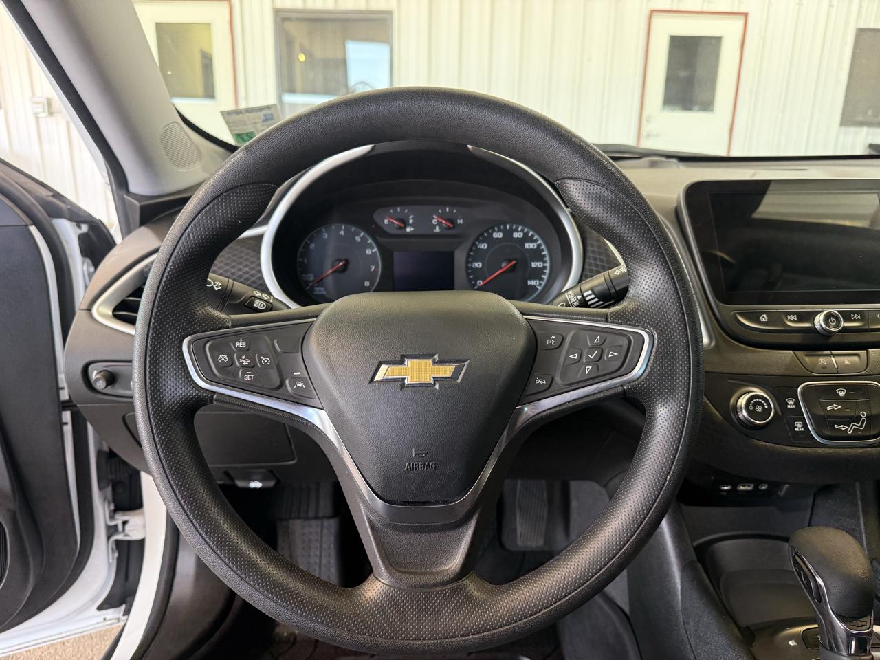 Chevrolet Malibu photo 14