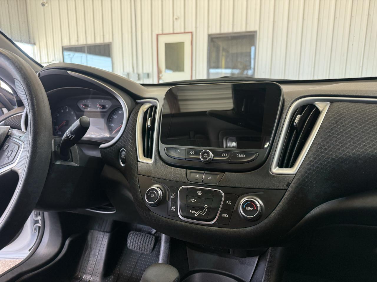Chevrolet Malibu photo 15