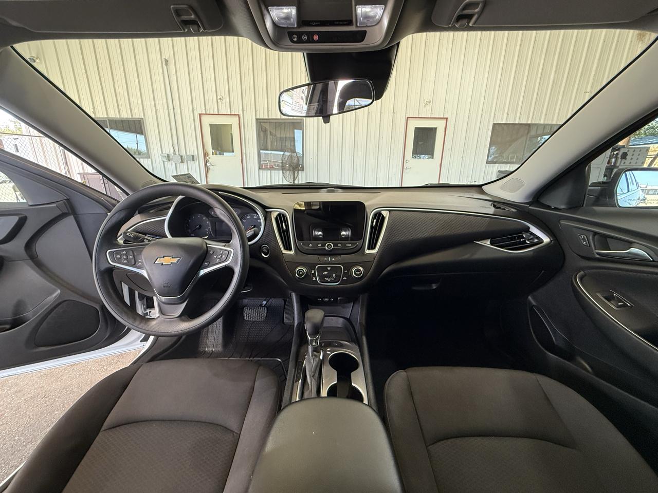 Chevrolet Malibu photo 16